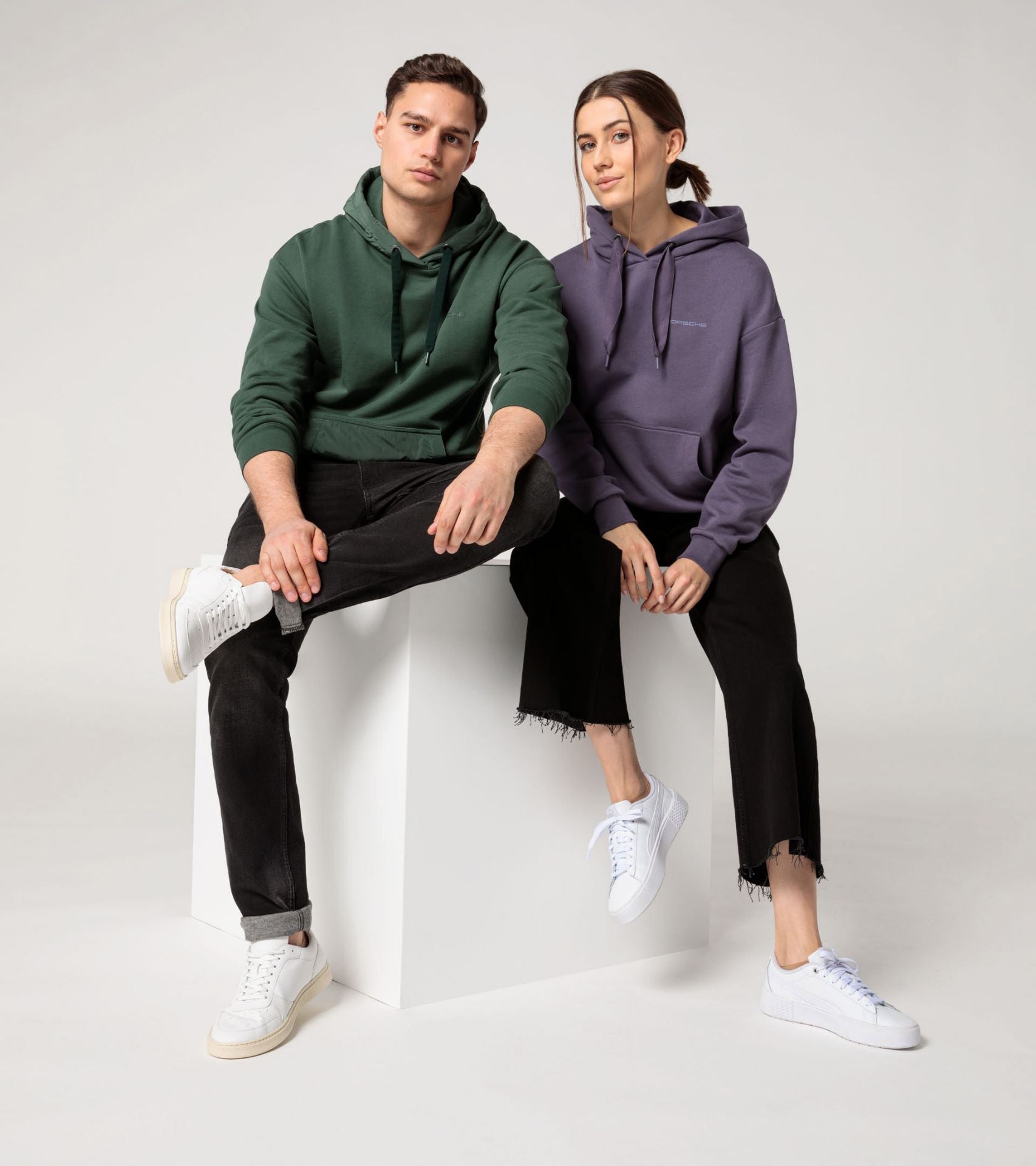 Essential Hoodie Unisex