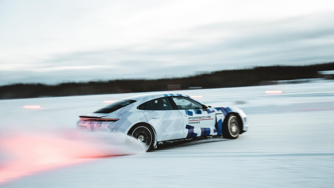 Porsche Taycan: New Guinness World Records™ title on ice