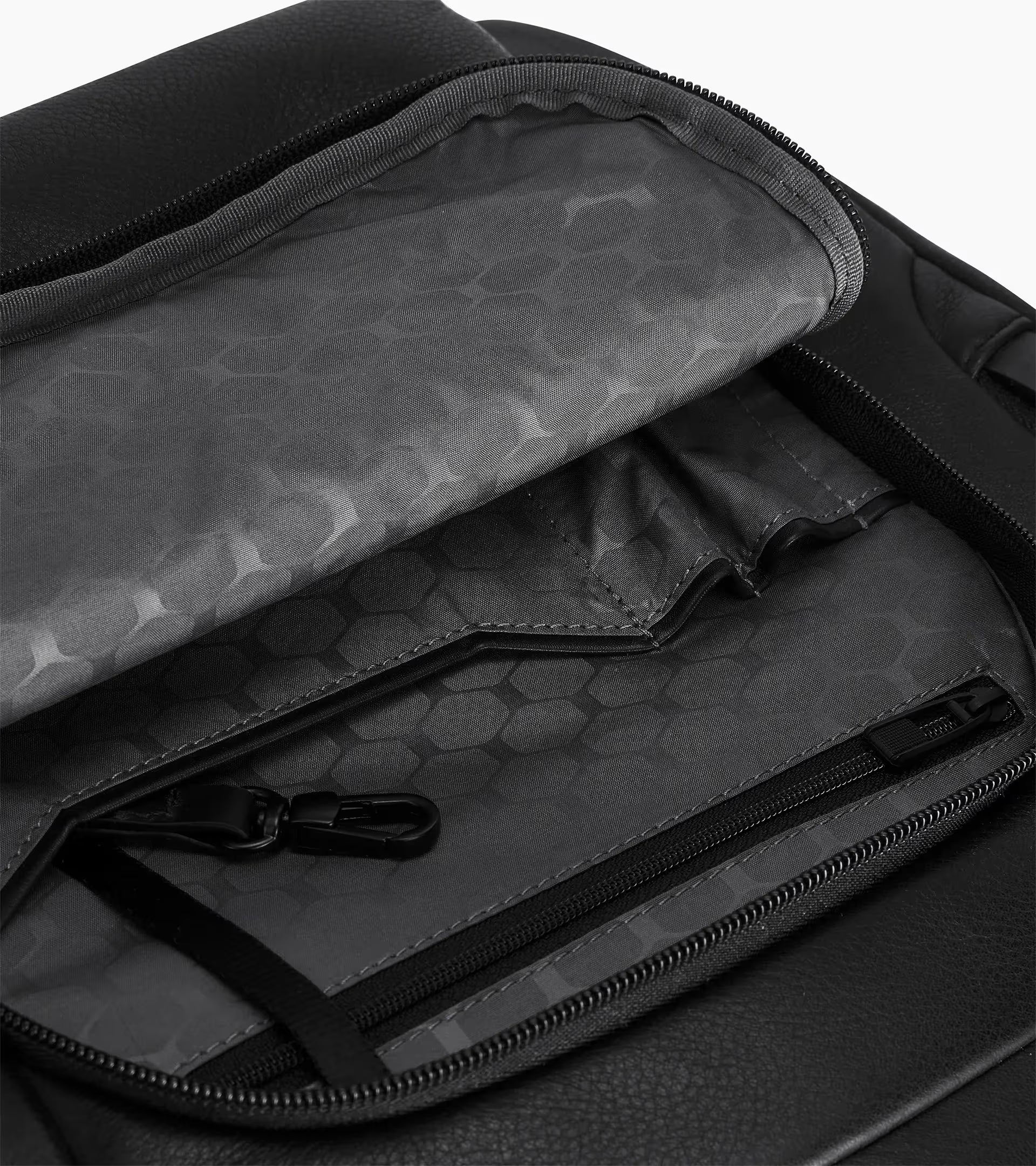 Roadster Leather Backpack M