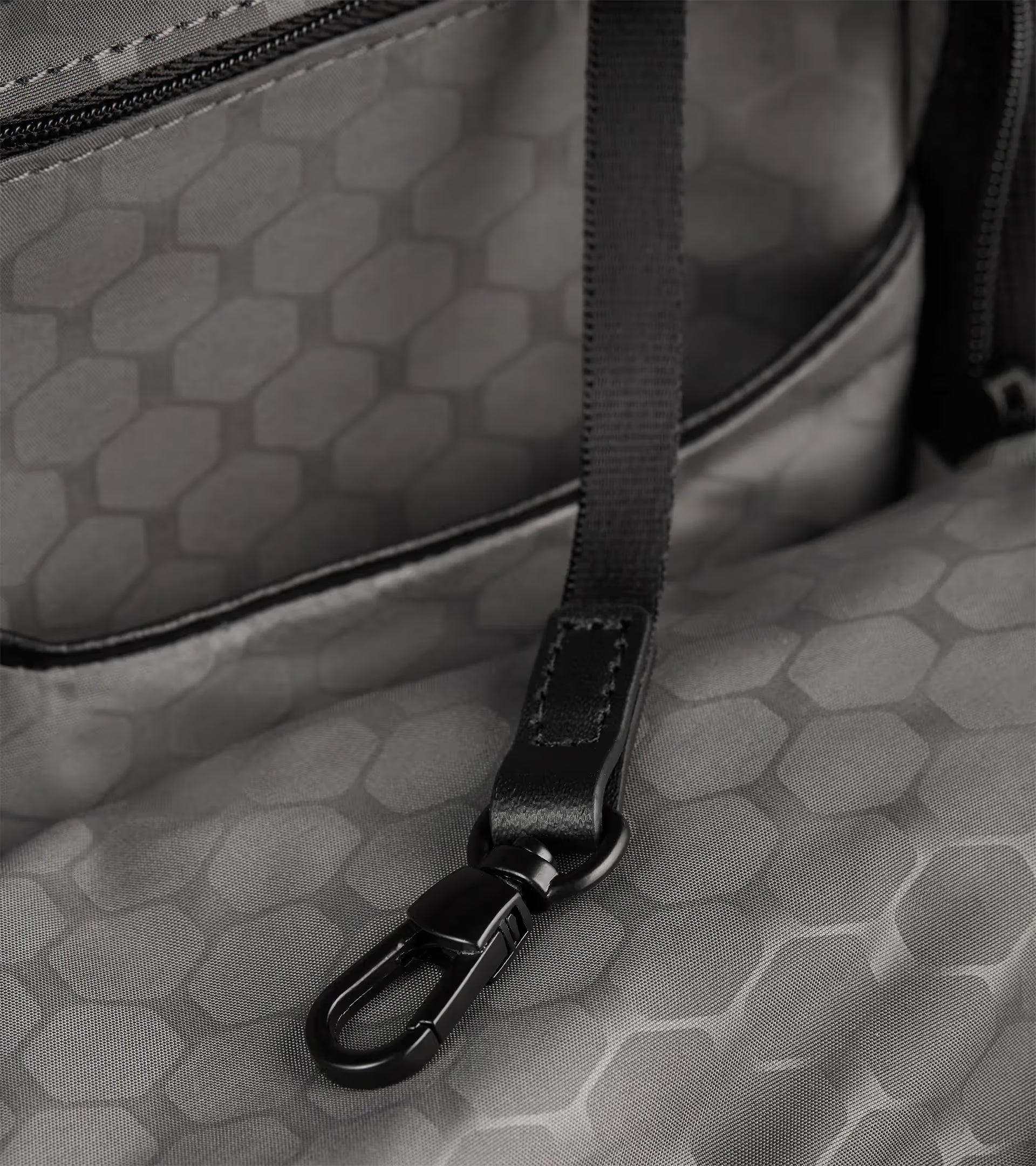 Roadster Nylon Toploader Backpack M