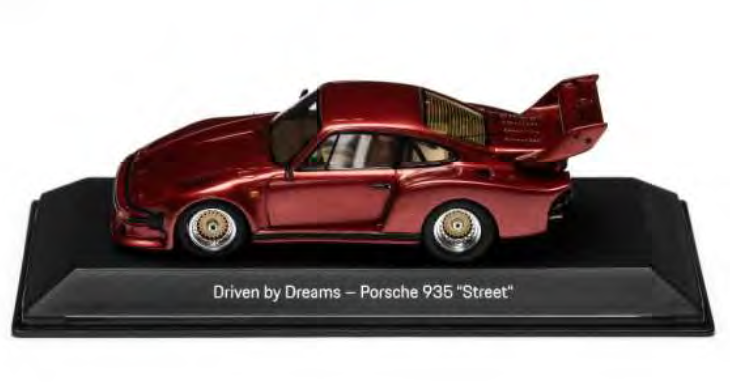 Porsche 935 Street 1983 Mansour Ojjeh Brilliant Red 1:43