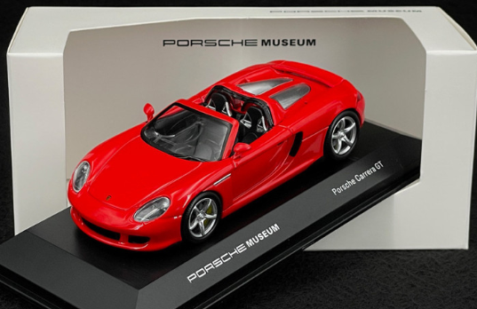 Porsche Carrera GT 2004 Welly