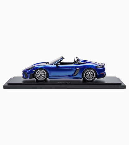 982 Spyder RS