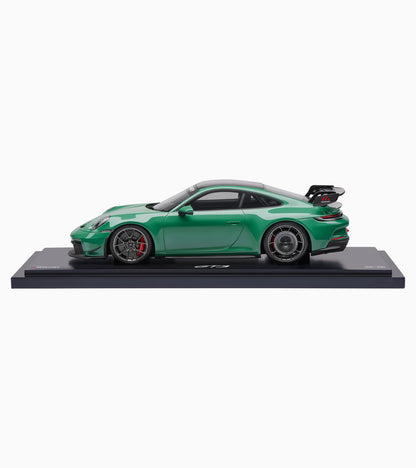 911 GT3 992 Manthey Kit Auratium Green Black
