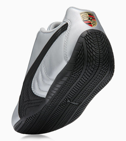 25Y Porsche Carrera GT Speedcat Trainer Silver