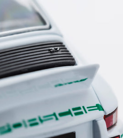 Porsche 911 Carrera RS 2.7