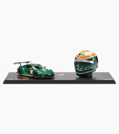 Porsche 911 RSR and Michael Fassbender helmet – Limited Edition