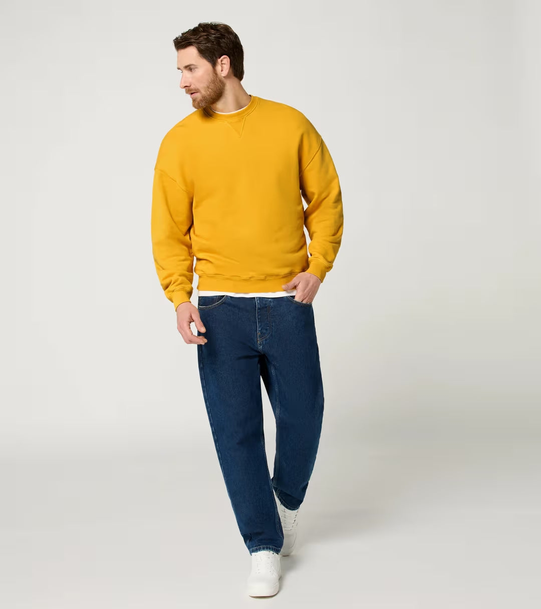 AHEAD Sweater