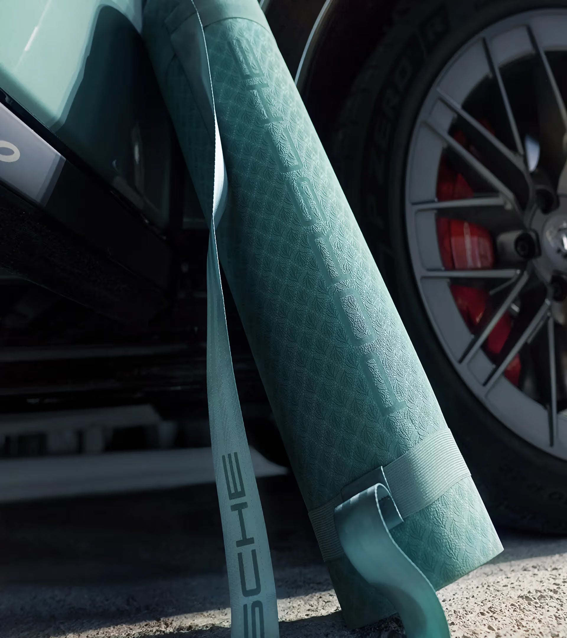 Yoga mat – Porsche Cayenne Electric Lifestyle