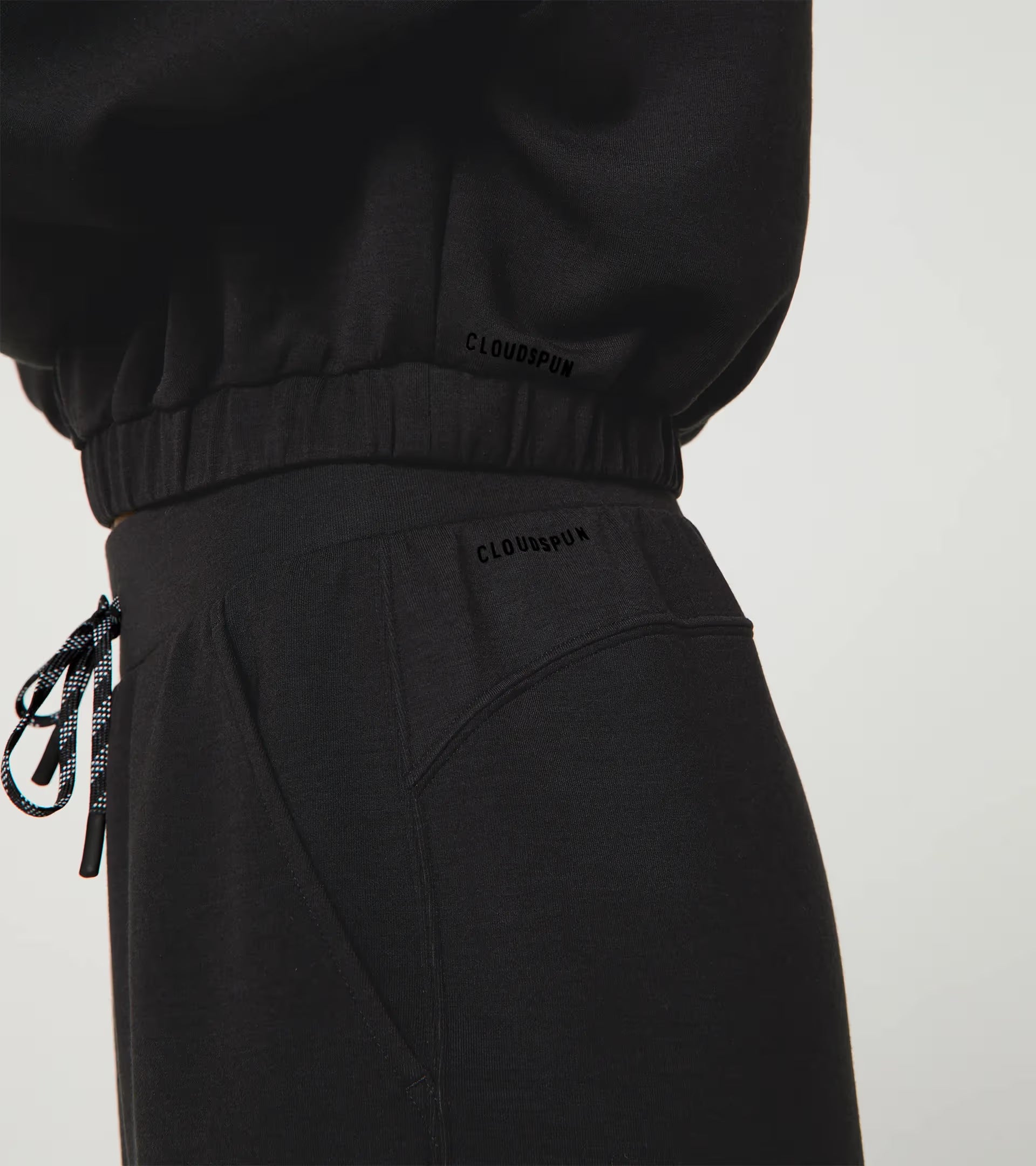 Crew-neck jumper – Porsche Cayenne Electric Lifestyle