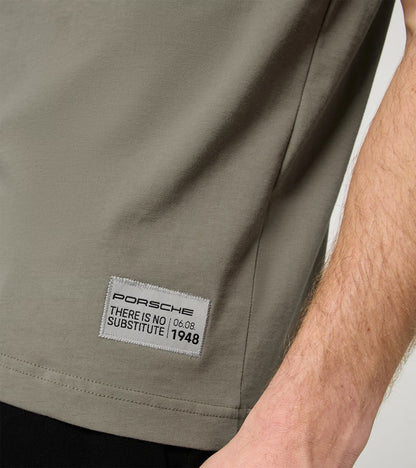 There Is No Substitute T-Shirt Unisex Green